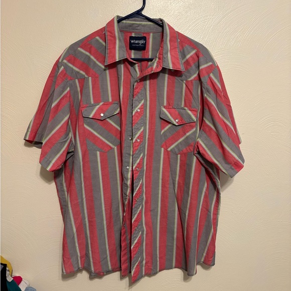 Wrangler Other - Wrangler Red and Gray Casual Button Down Shirt